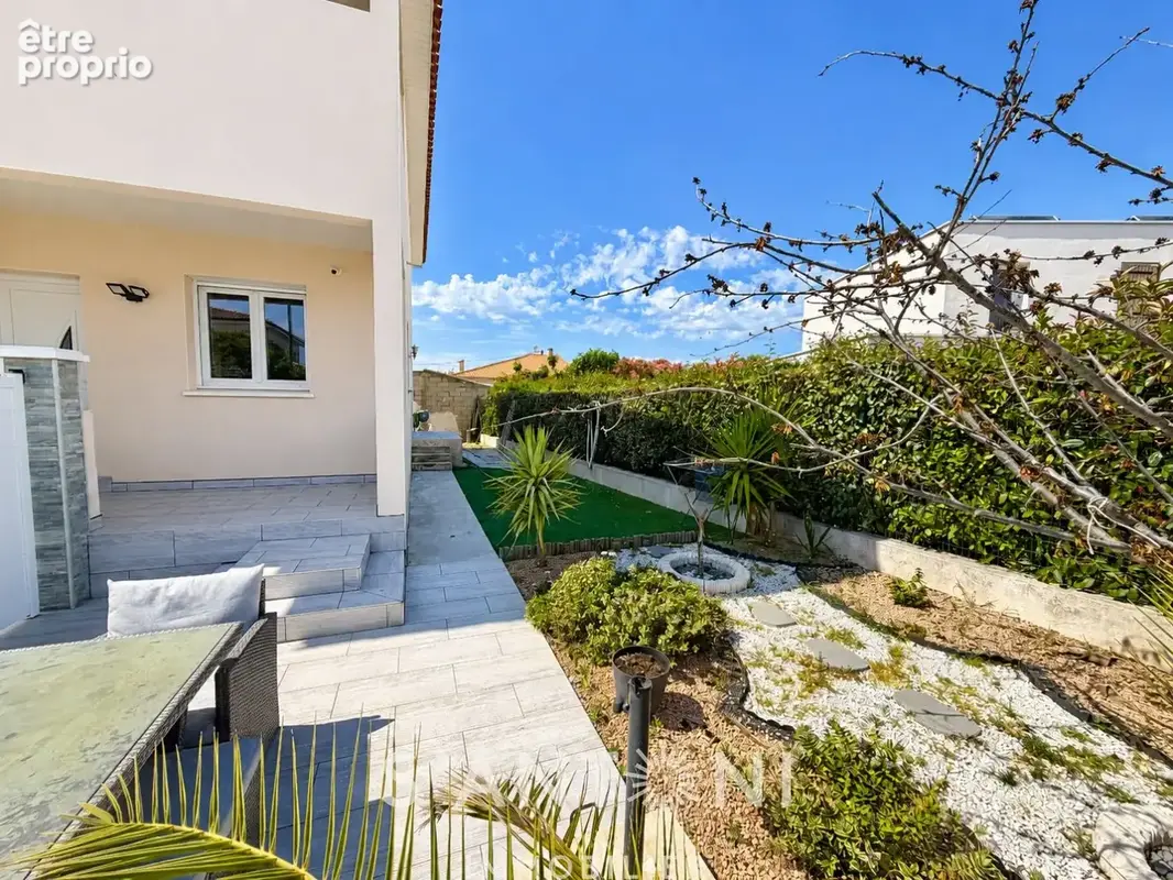 BESSAN  Maison familiale 3 chambres dans un secteur calme et recherché ! - photo 10