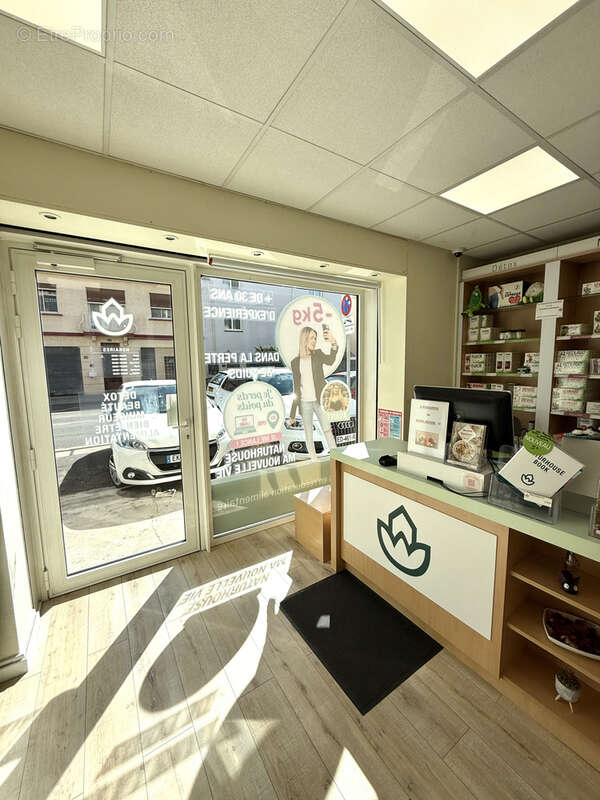 Commerce à MARSEILLE-12E