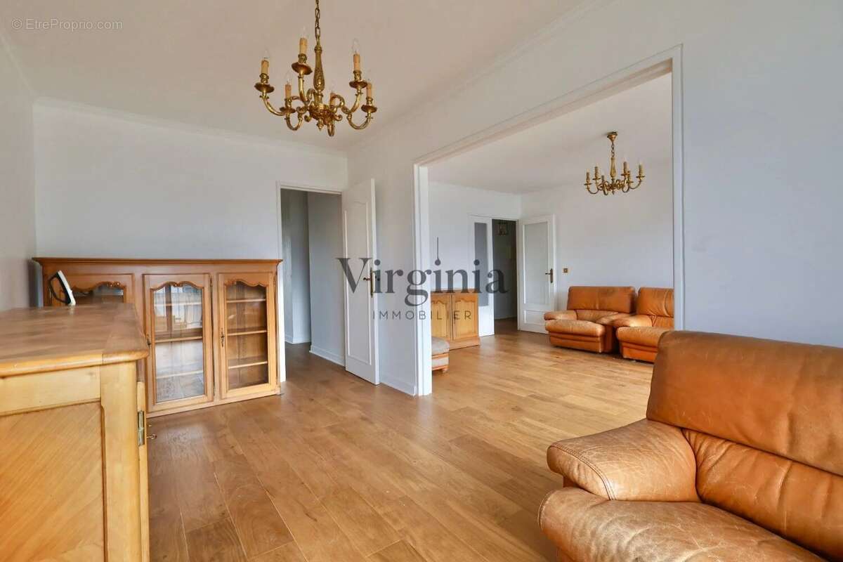 Appartement à PARIS-12E