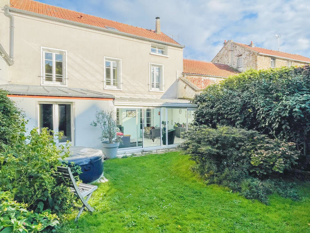 Maison à LONGJUMEAU