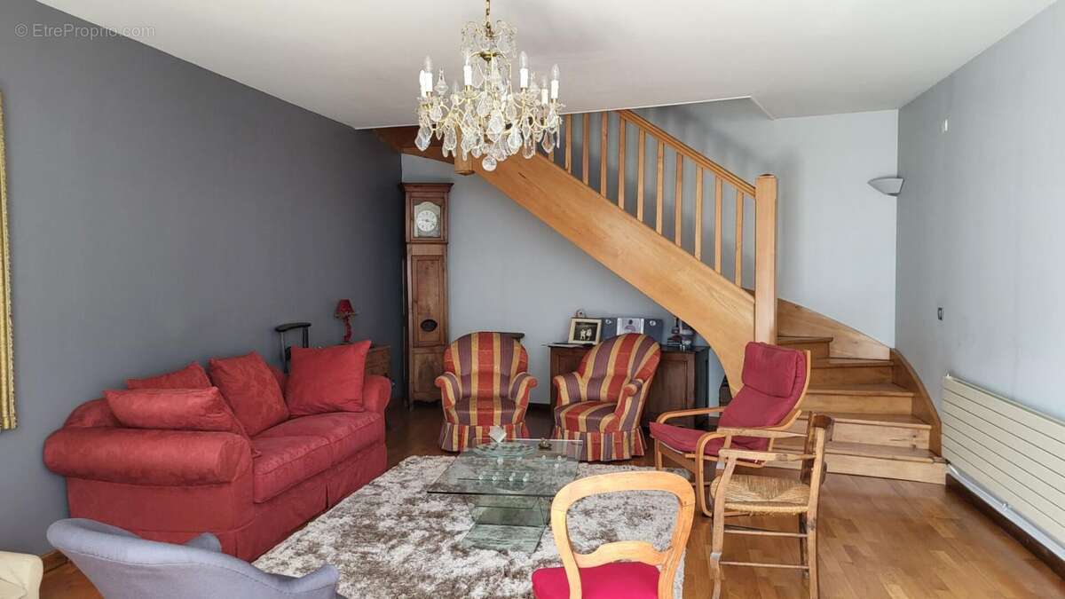 Maison de caractère rénovée centre ville, 4 chambres - photo 7
