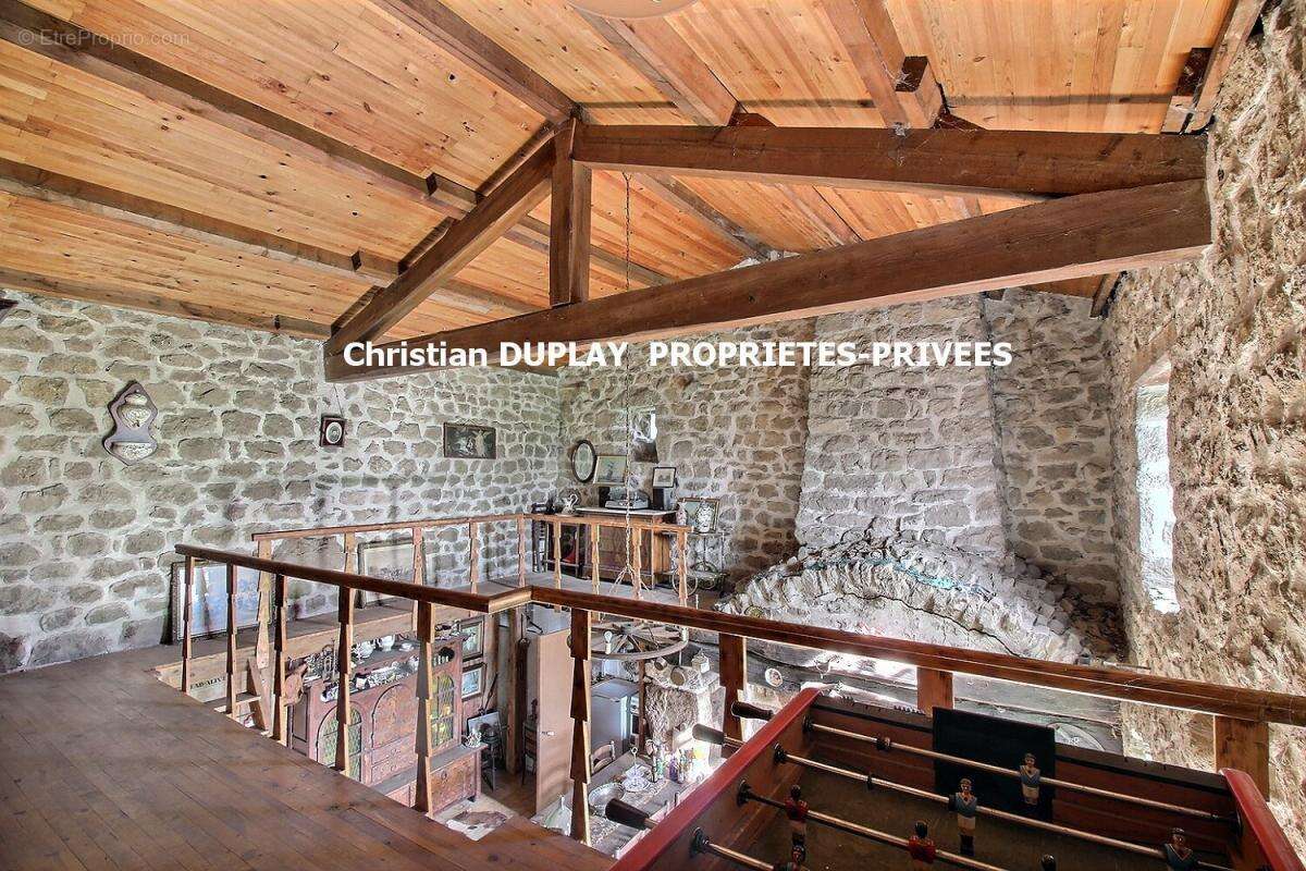 Maison à SAINT-PAL-DE-MONS