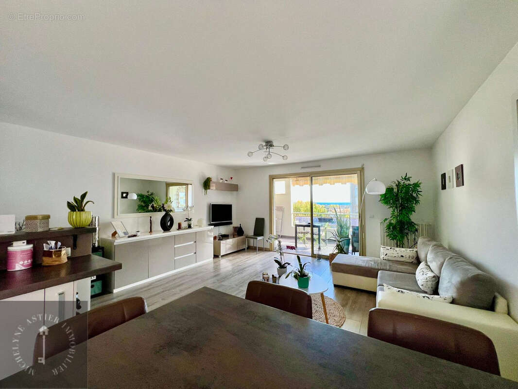 Appartement à CAGNES-SUR-MER