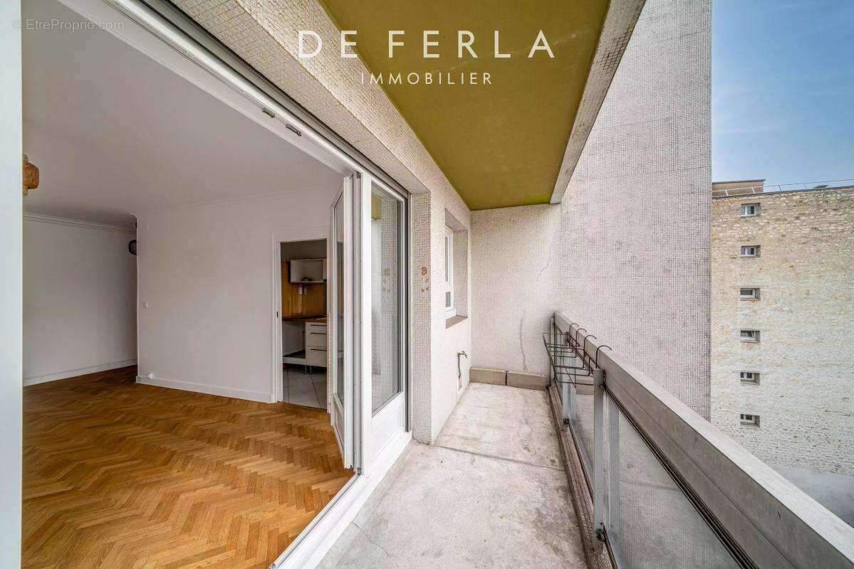 Appartement à PARIS-15E