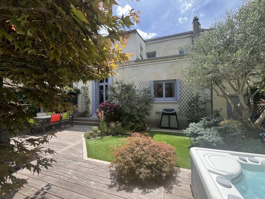 Maison à SAUMUR