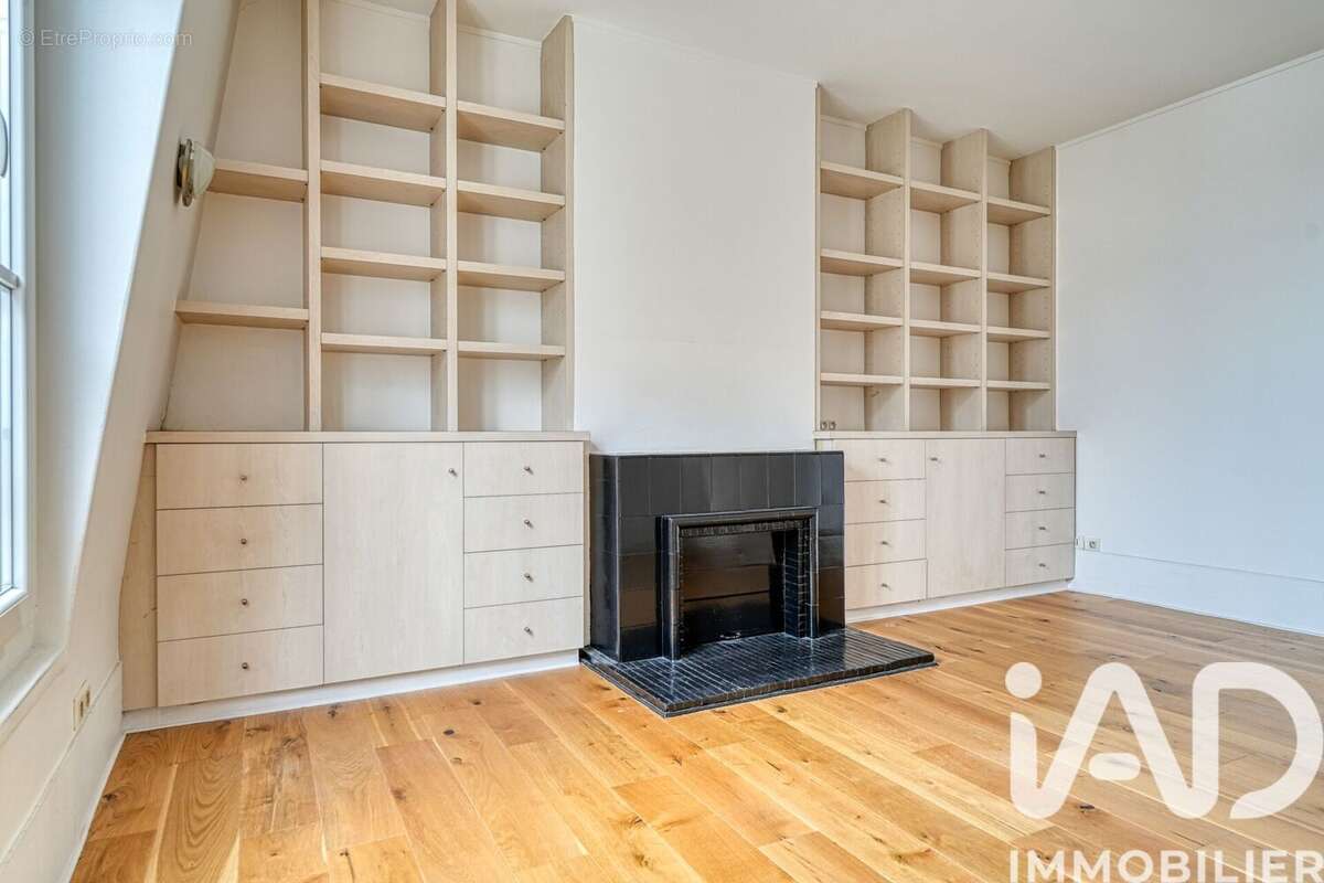 Photo 8 - Appartement à PARIS-8E