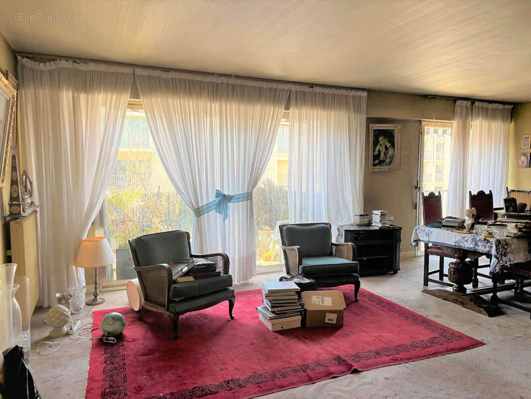 Appartement à VERSAILLES