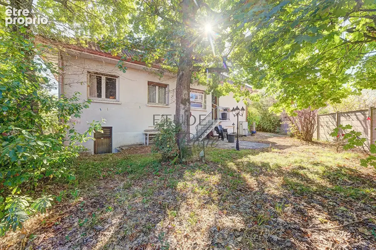 Maison 8 pièces à vendre à Yerres - Secteur Taillis Garenne - photo 13