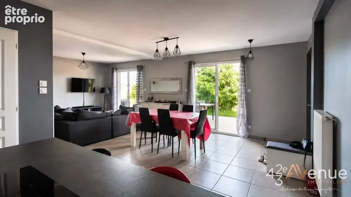 Maison 103 m² à La Ricamarie  - photo 6