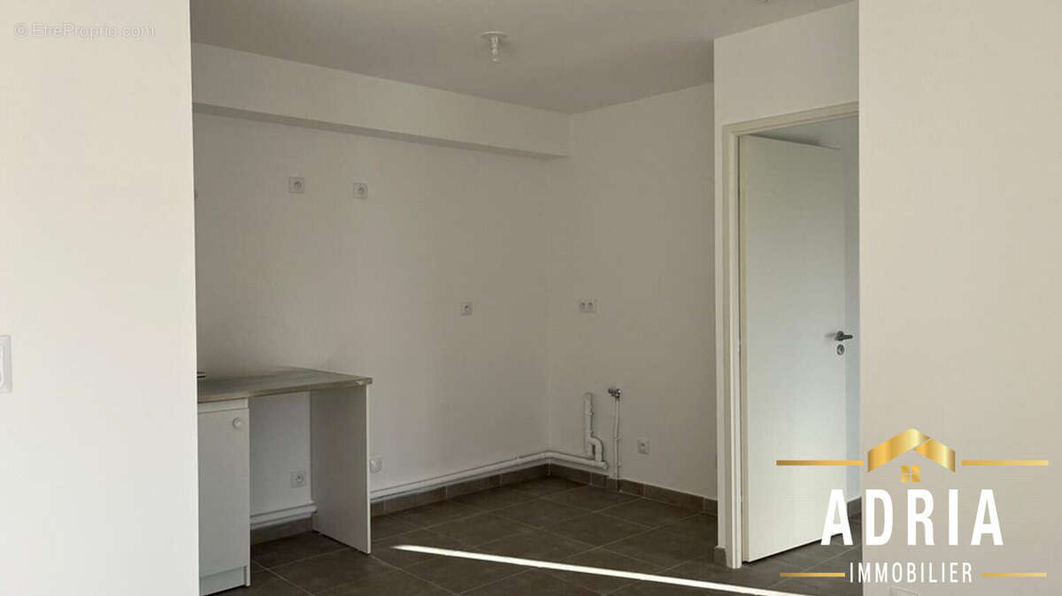 Appartement 39 m² à Bormes-Les-Mimosas  - photo 6