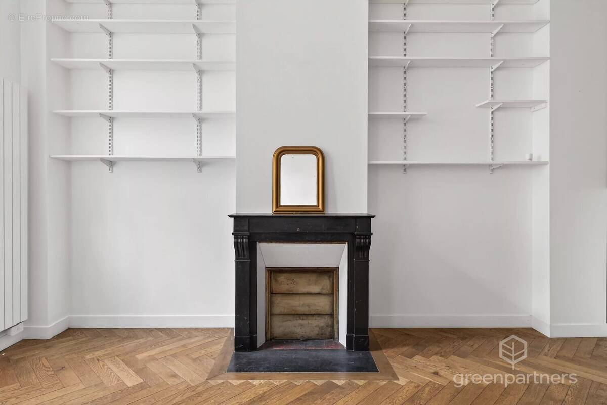 Appartement à PARIS-14E