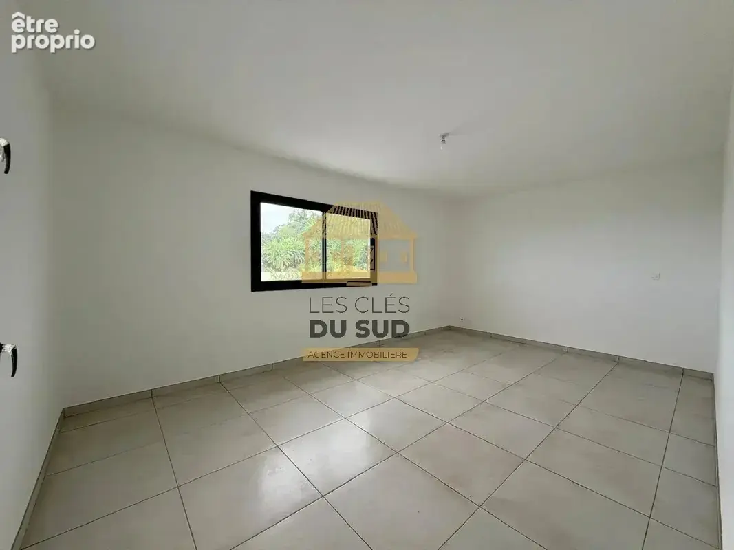 A vendre - maison de type t4 de 89,50 m² environ - saint marie - 244 000€ - photo 5