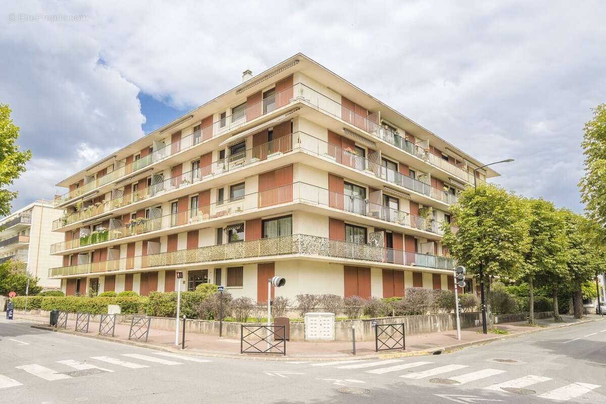 Appartement à SAINT-MAUR-DES-FOSSES