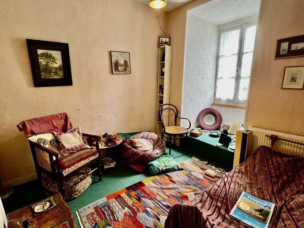 Maison à ARNAC-LA-POSTE