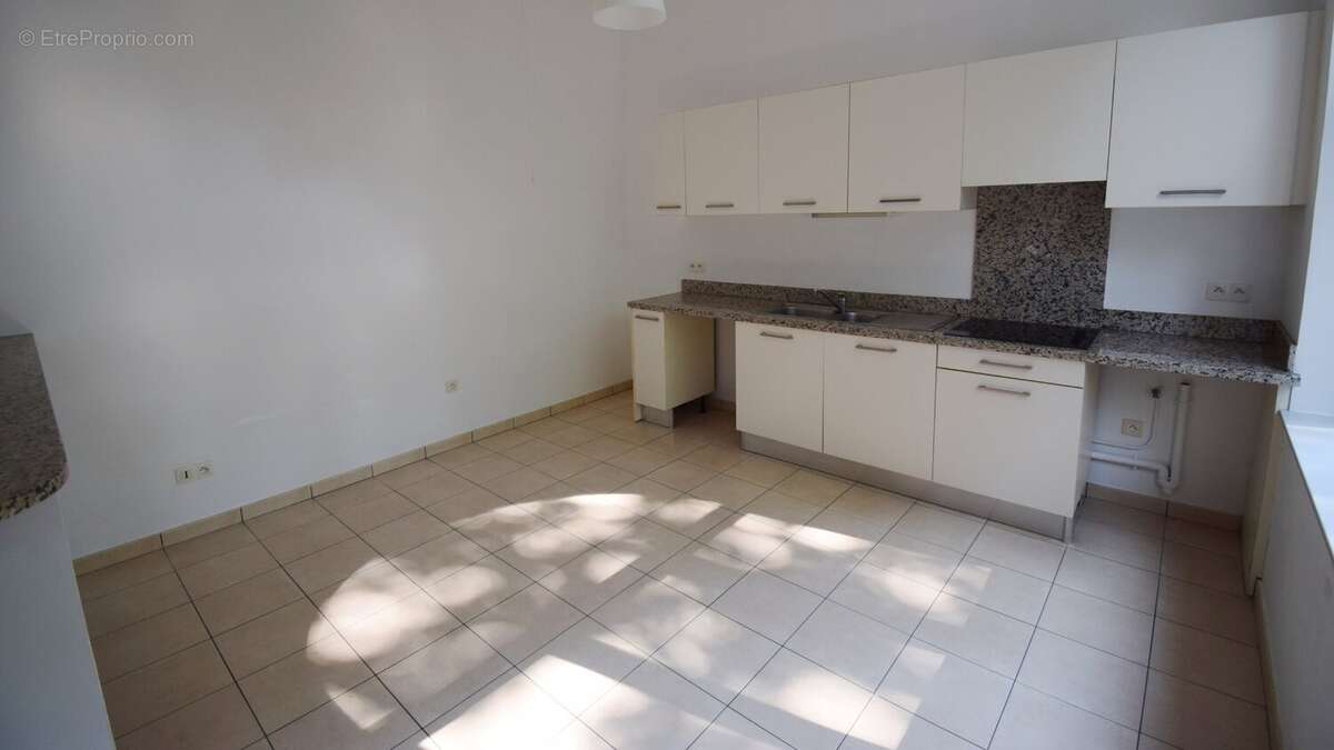À VENDRE - Appartement T5 122,89 m² avec terrasse proche des Parcs - photo 5