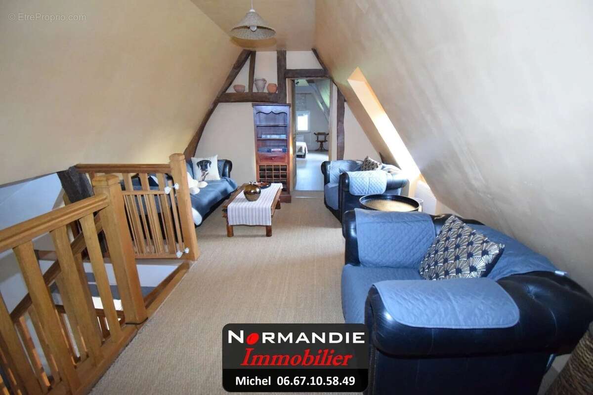 Maison à FRESQUIENNES