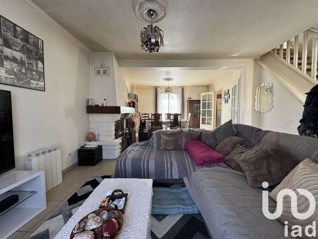 Photo 2 - Maison à NESLES-LA-MONTAGNE