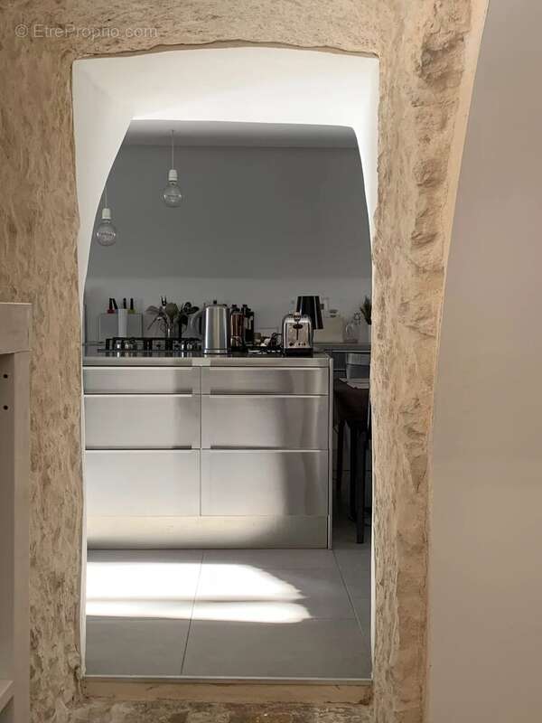 Appartement à ROQUEFORT-LES-PINS
