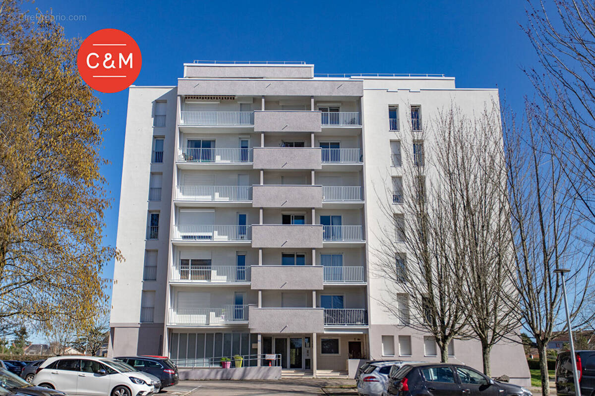 Appartement à REZE