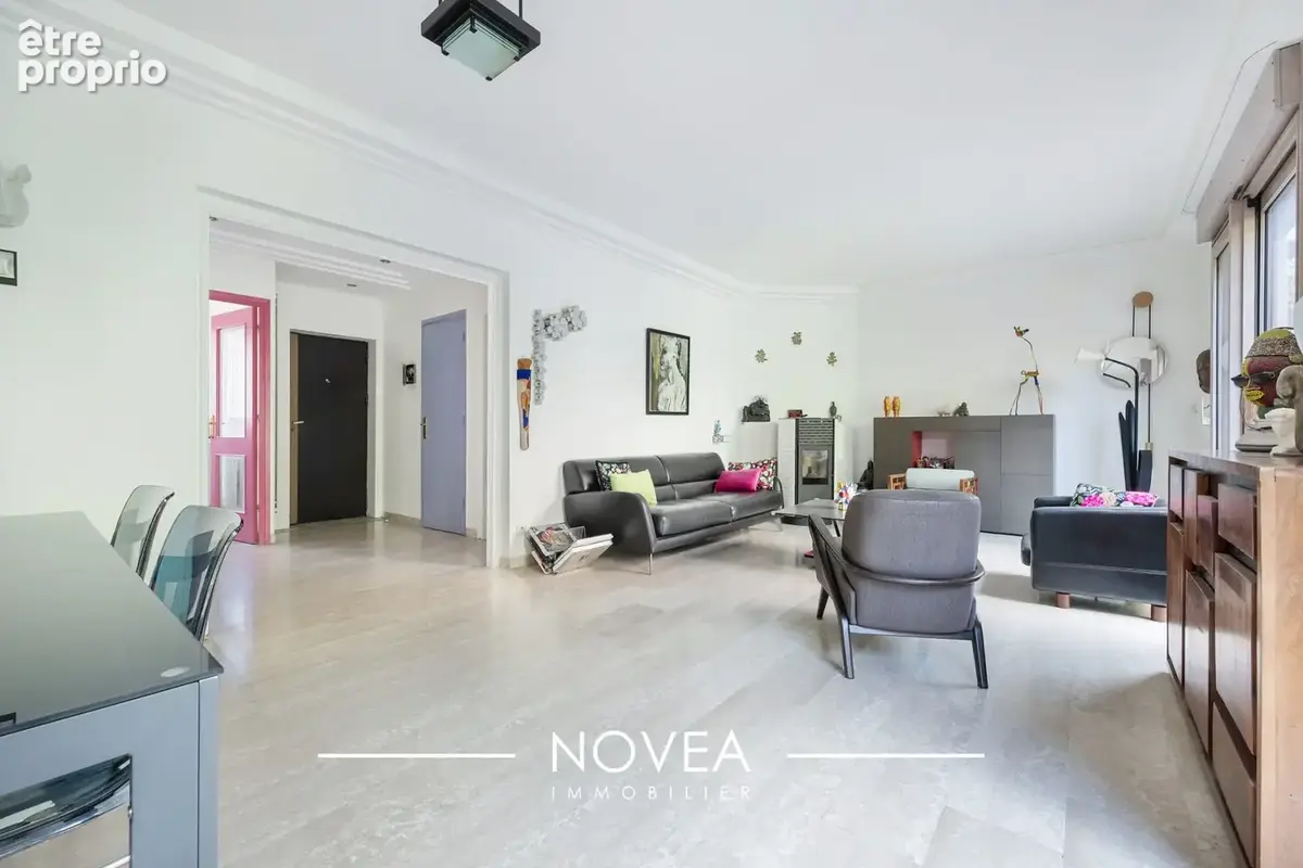 Maison 9 pièces 154 m² à vendre à Villeurbanne (69100) - photo 8