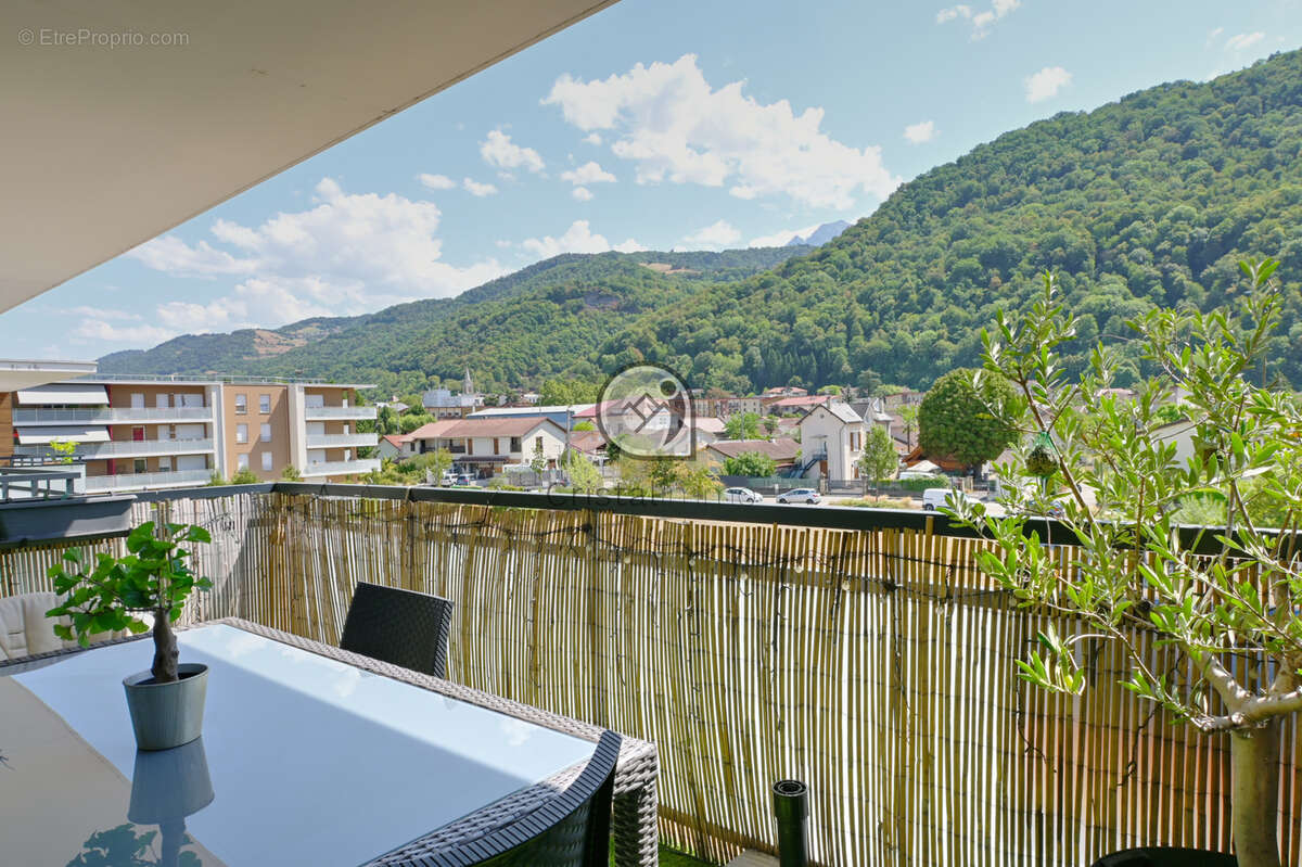 Appartement T4 avec terrasse et vue montagnes - photo 18