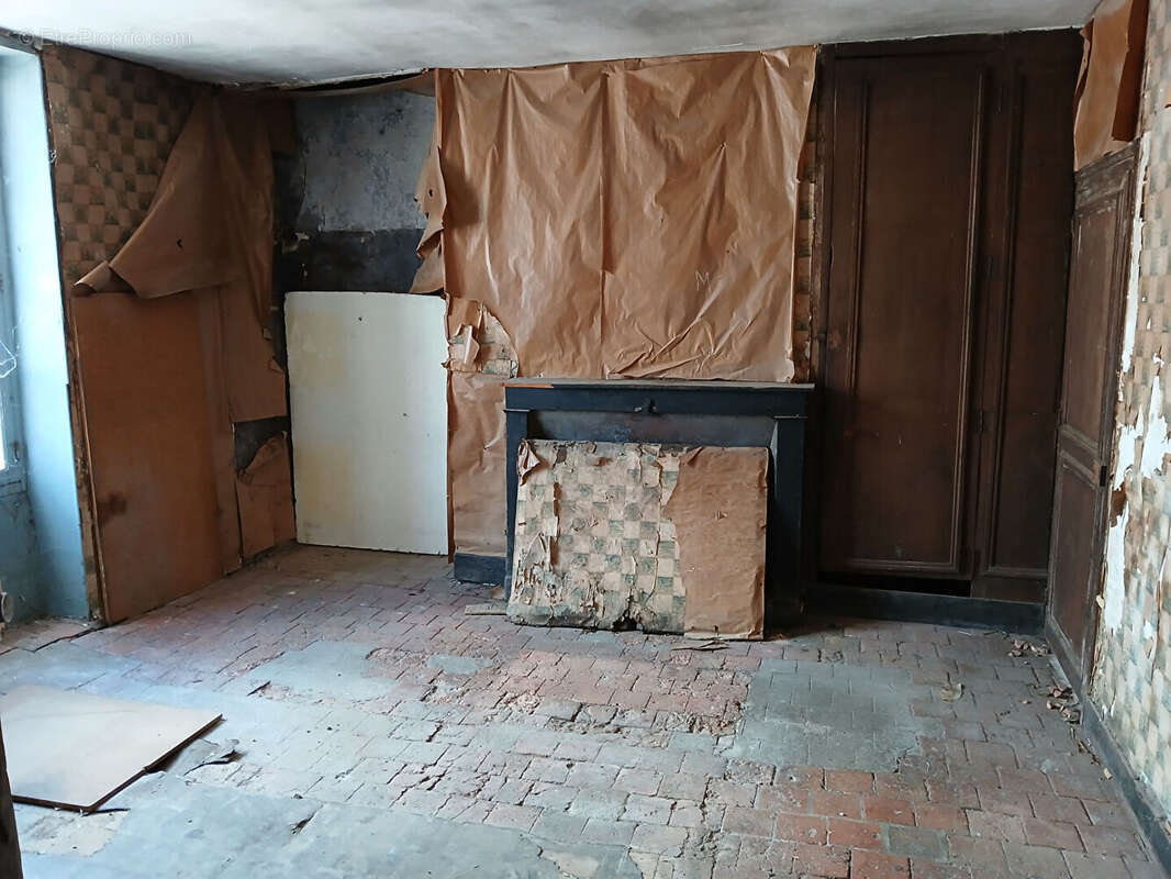 Appartement à BROU