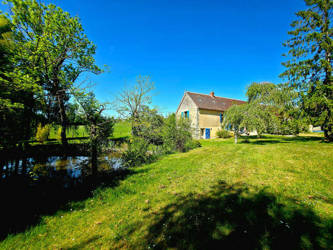 Maison à LE GUE-DE-LA-CHAINE