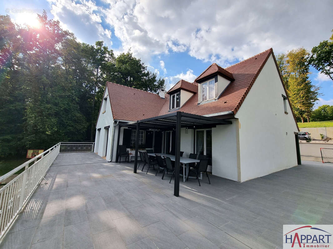 Maison à BOISSETTES