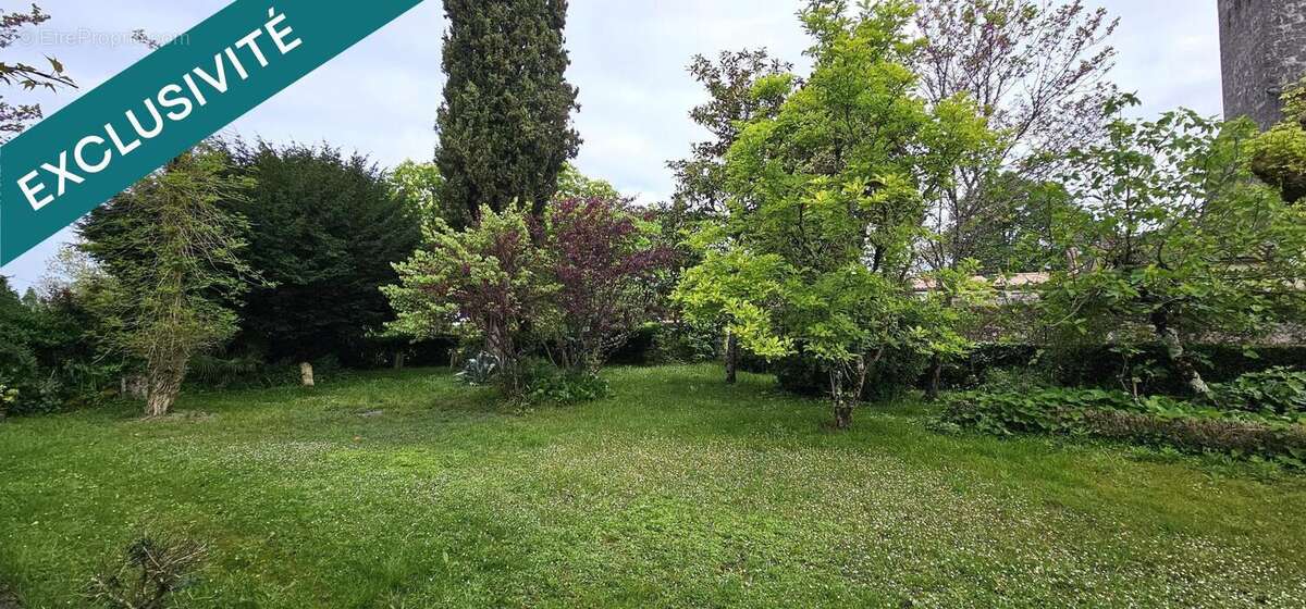 Photo 2 - Maison à BEYCHAC-ET-CAILLAU