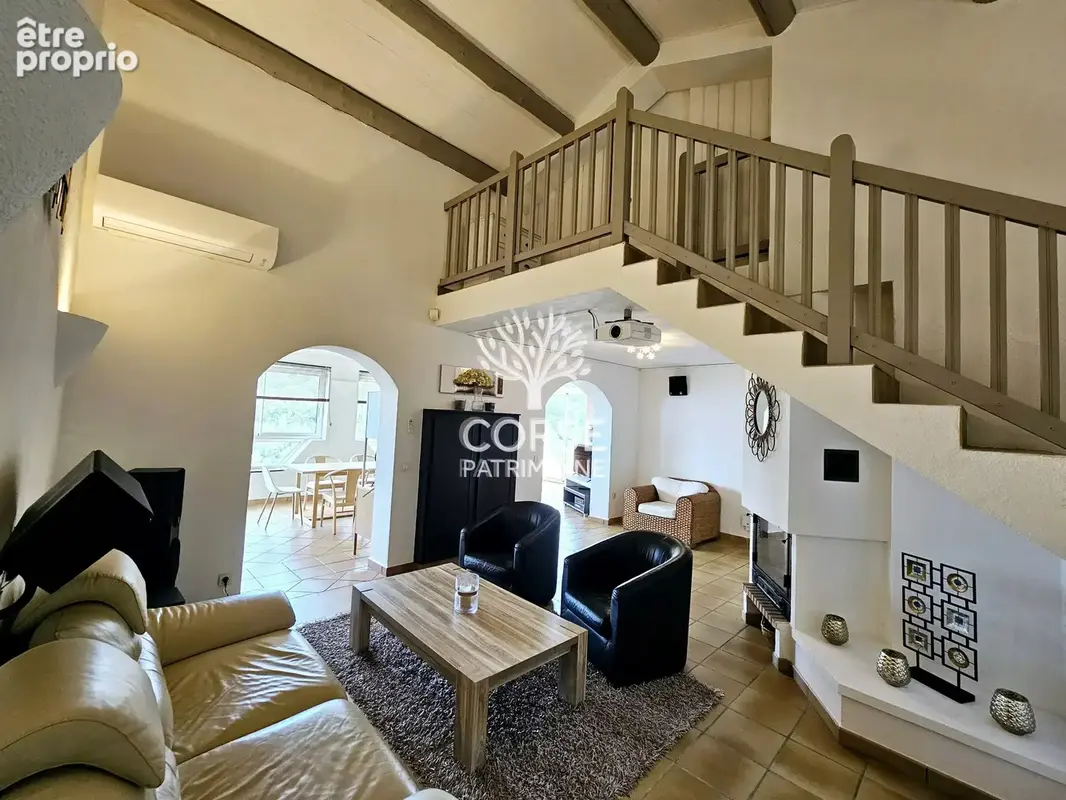 Villa avec piscine vue panoramique sur la mer - photo 17