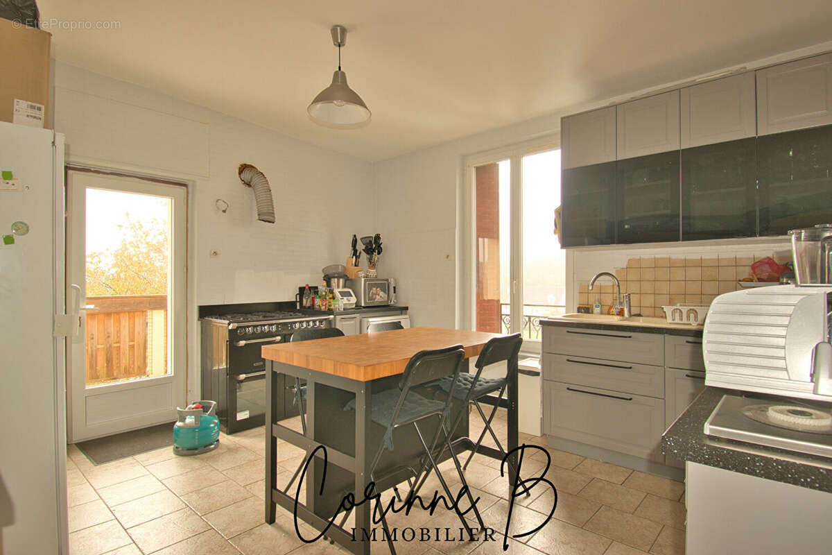 Maison à MALESHERBES