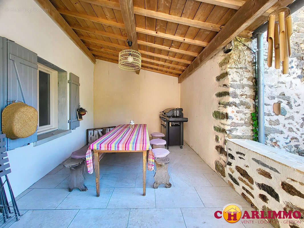 Maison 195 m² à Saint-Junien  - photo 9