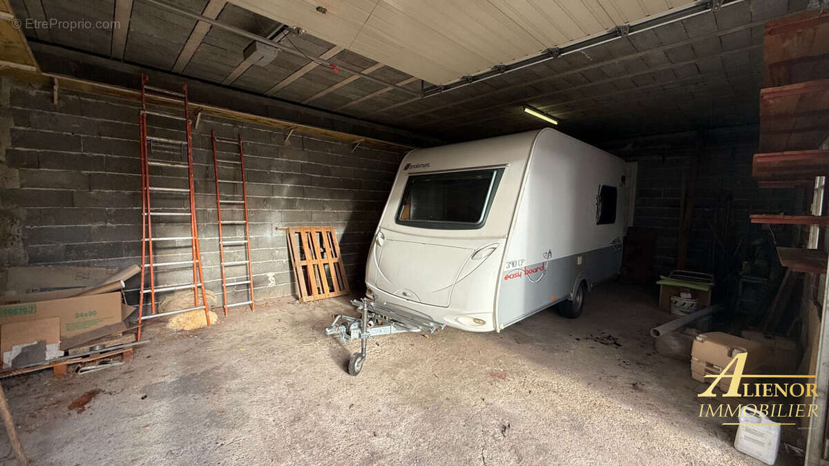 Maison à COULOUNIEIX-CHAMIERS