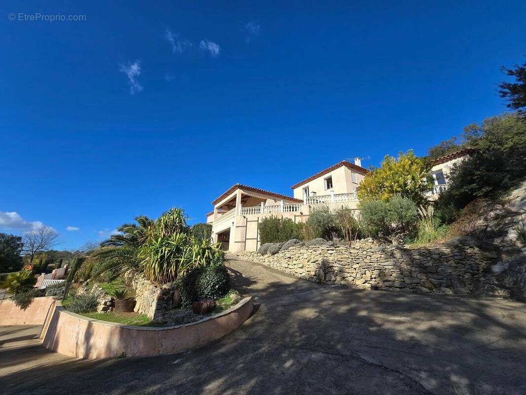 Photo 1 - Maison à CARCES