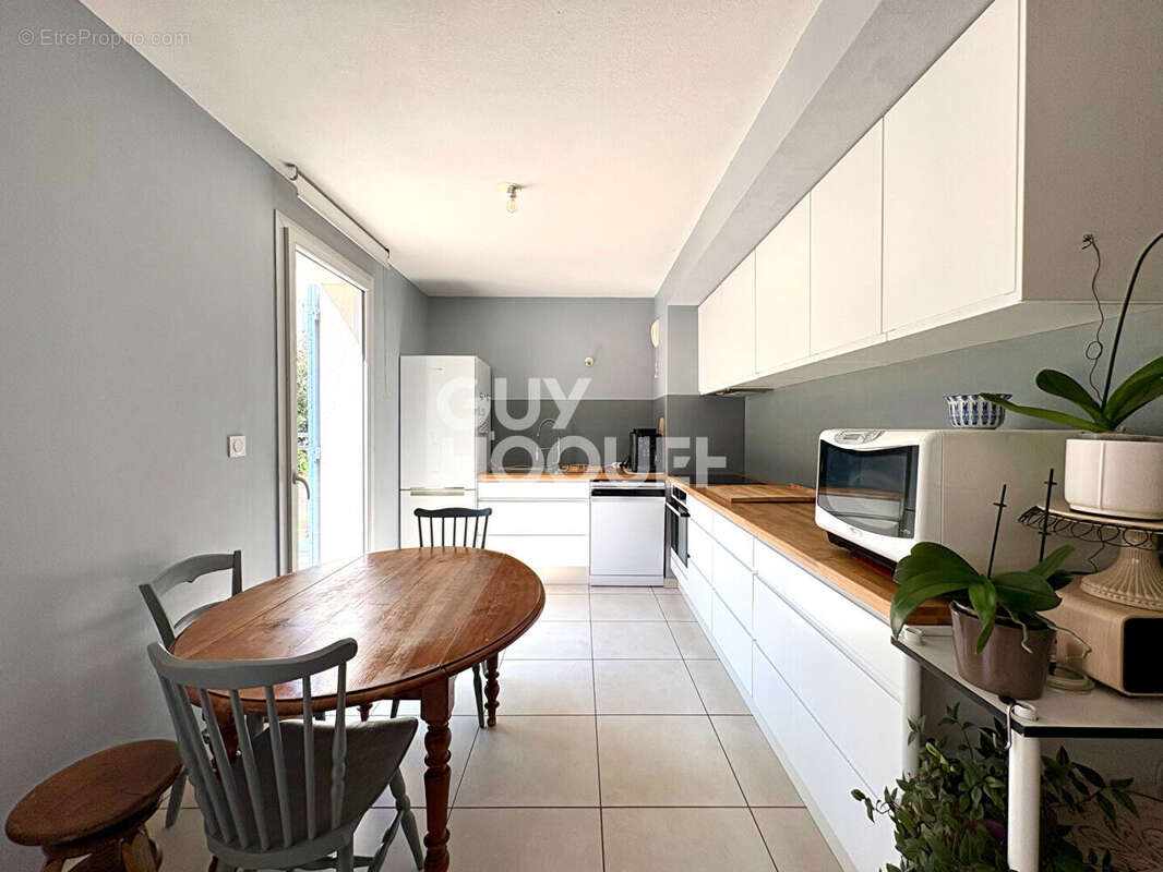 Appartement T3 en rez-de-jardin avec garage - Résidence Domaine du Vieux Moulin - photo 4