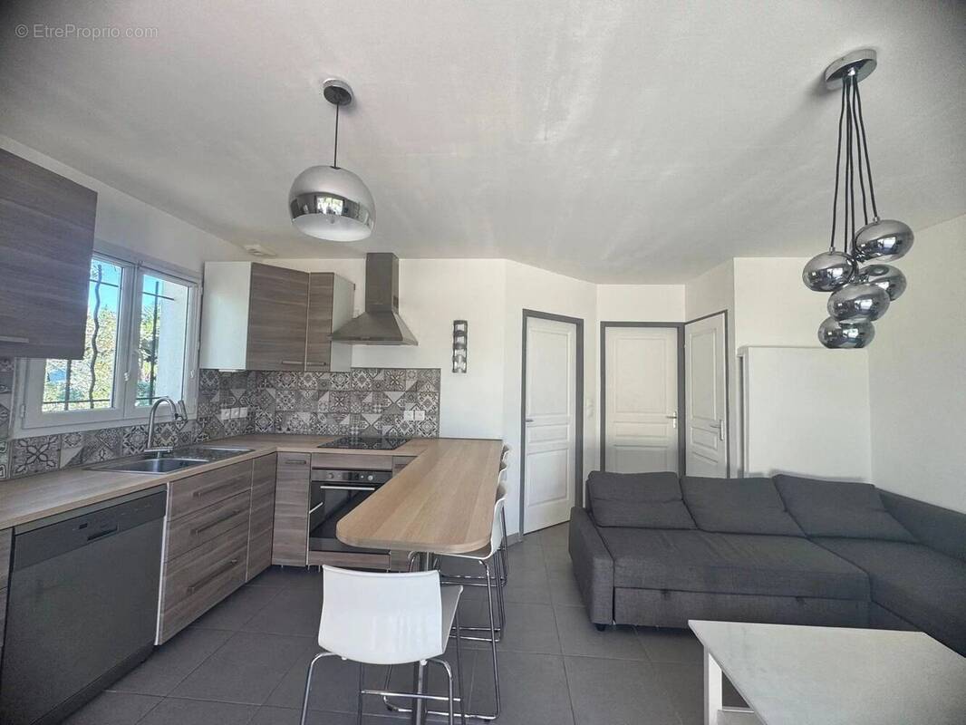 Appartement à PERTUIS