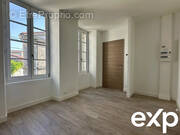 Appartement à SAINT-JEAN-D'ANGELY