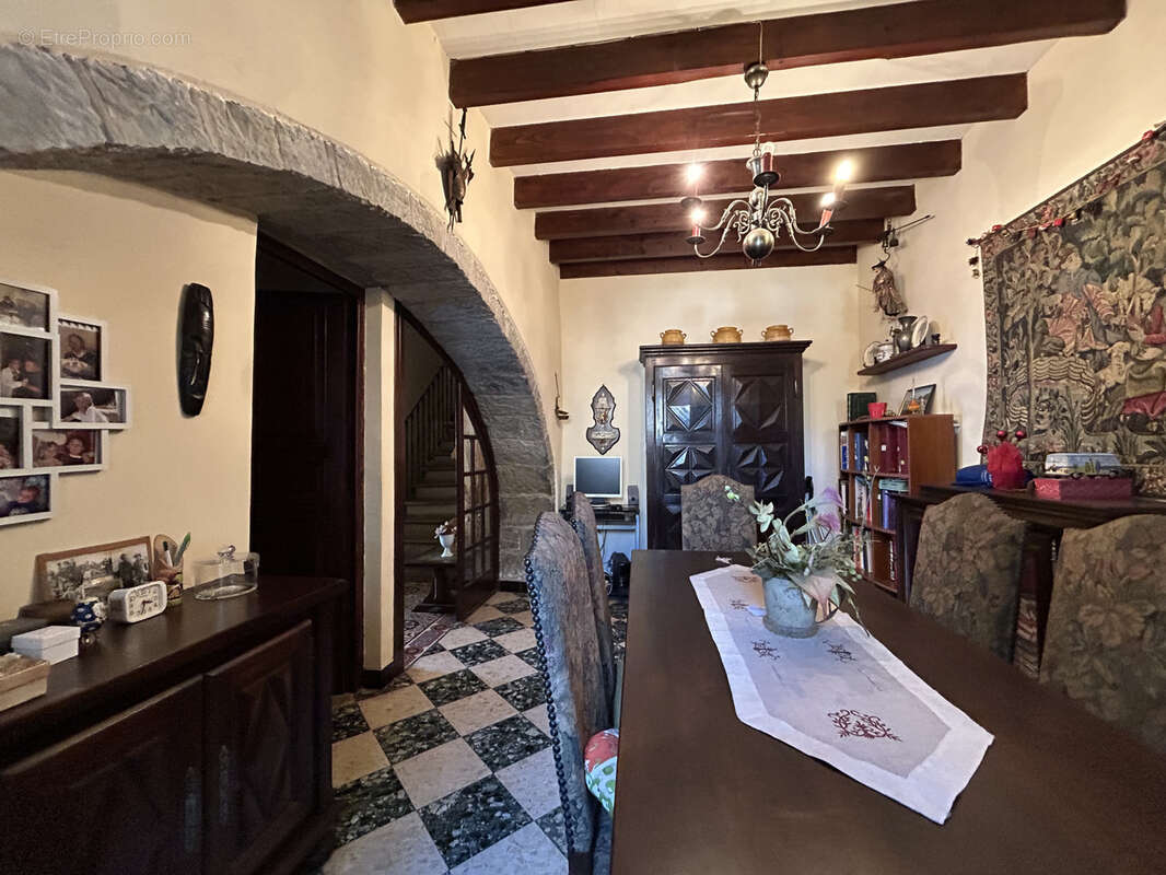 Maison à TALAIRAN
