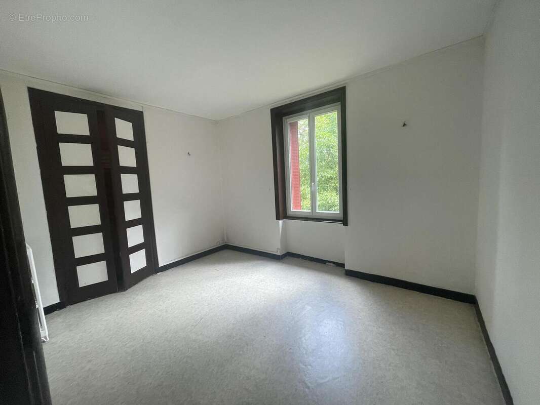 Photo 6 - Appartement à AMPLEPUIS