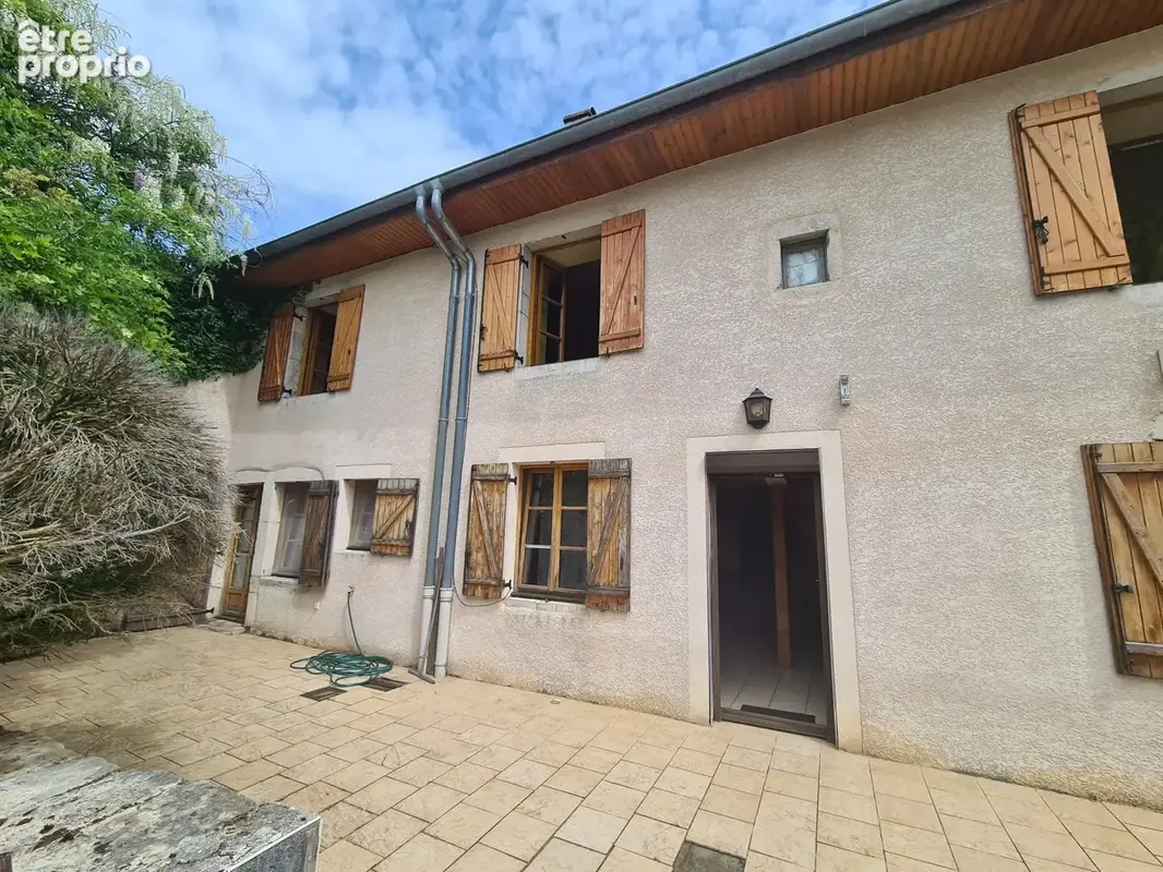 Maison à AMANCEY