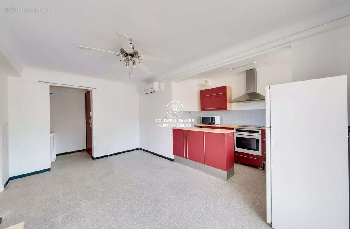 Canet: Proche plage, appartement avec stationnement - photo 2