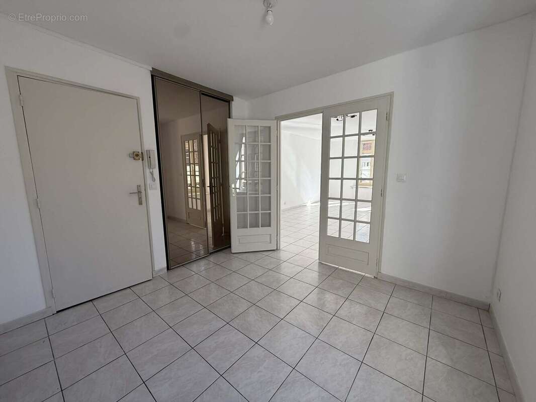 Appartement à CHARLEVILLE-MEZIERES