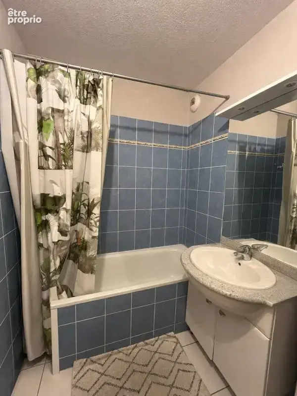 T2 en rez-de-jardin sécurisé et cloturé - résidence récente - photo 6