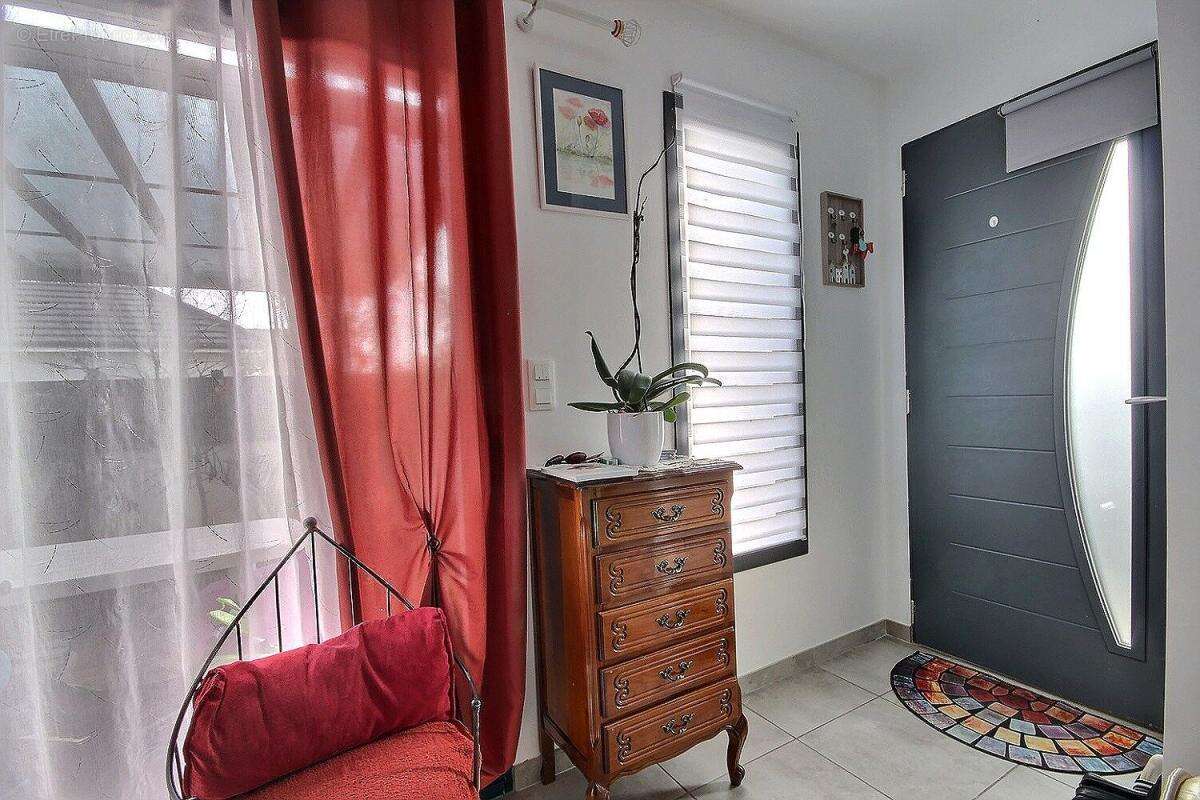 Maison à SAUVAGNON