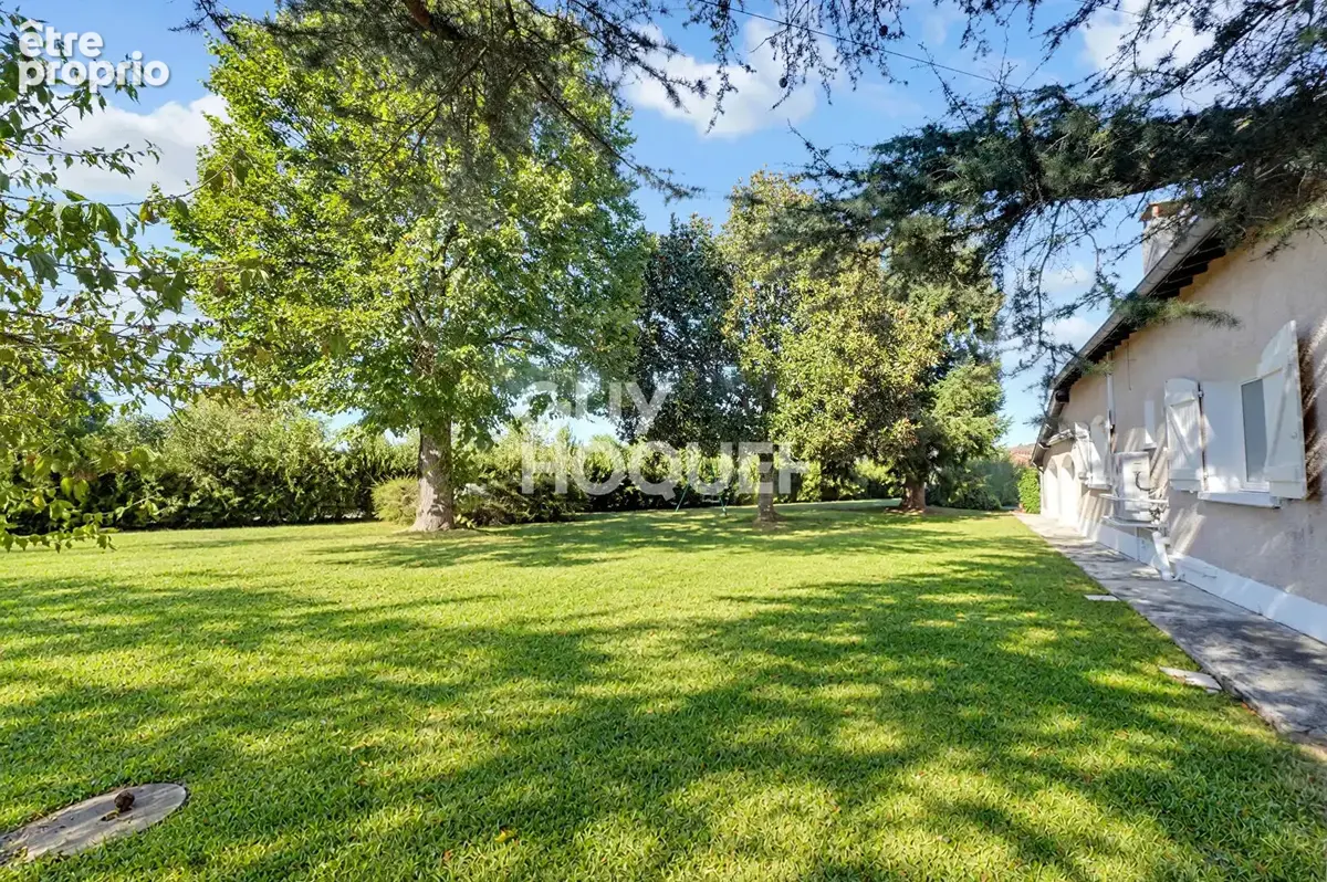 Maison Familiale à REYNIES (82370), 6 pièces, terrain 7 348 m² - photo 2