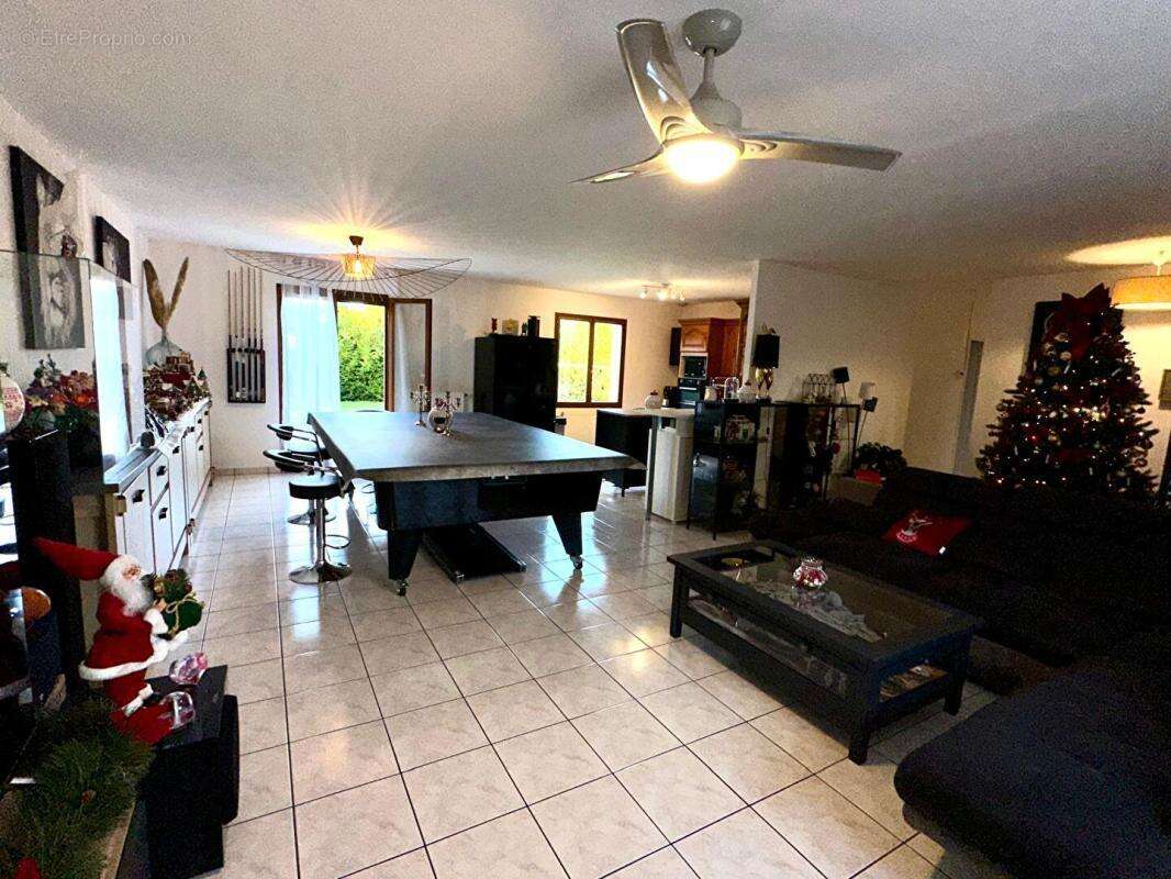 Maison à VILLEMANDEUR