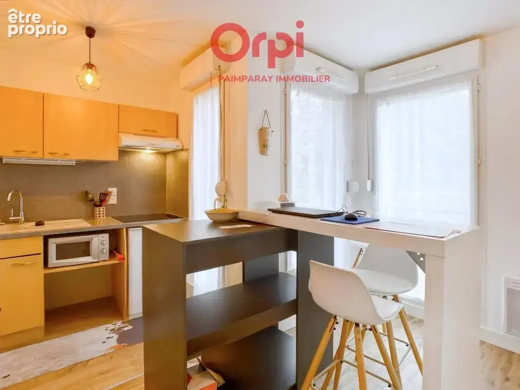 Studio Les Andelys  À Vendre - Balcon et ascenseur - photo 3