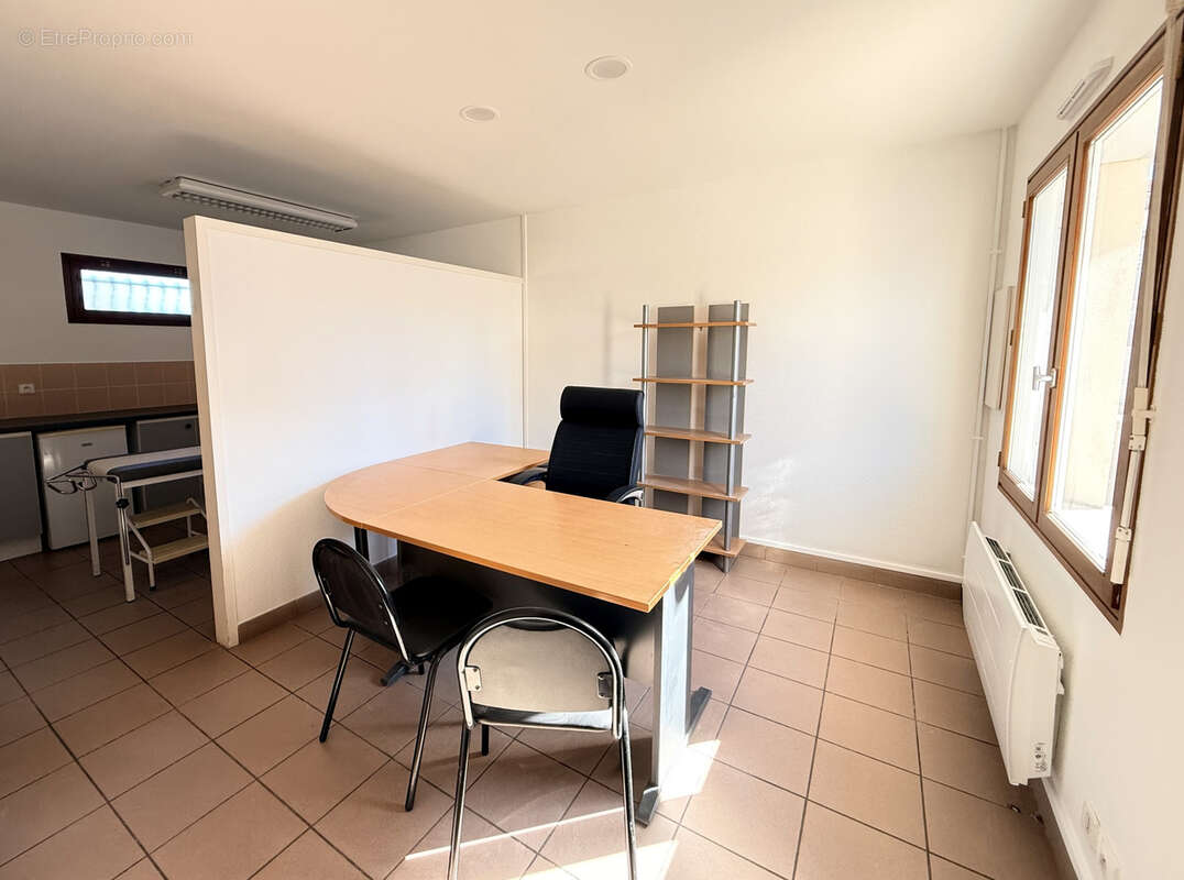 Commerce à LA TESTE-DE-BUCH