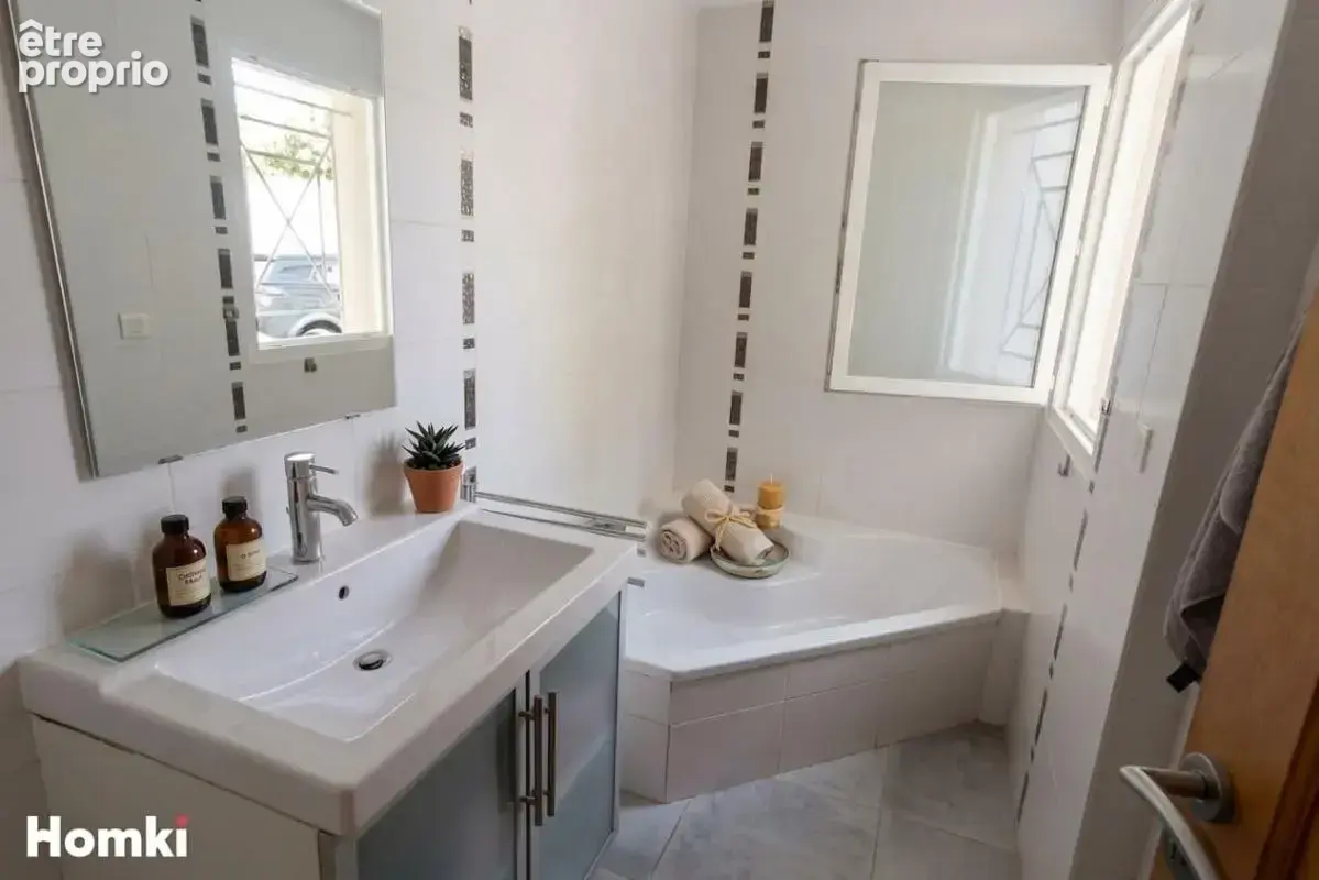 Propriété familiale T11 de 306.89 m² - photo 11