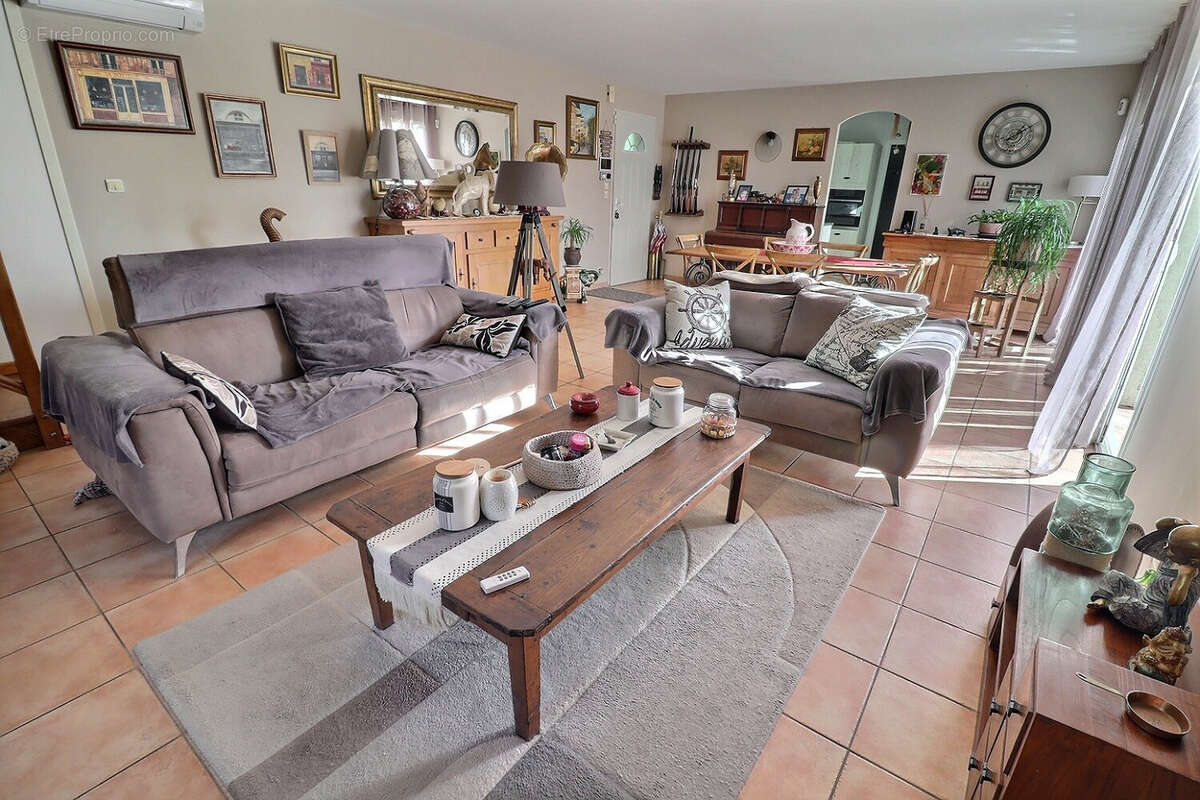 Maison à PLAISSAN